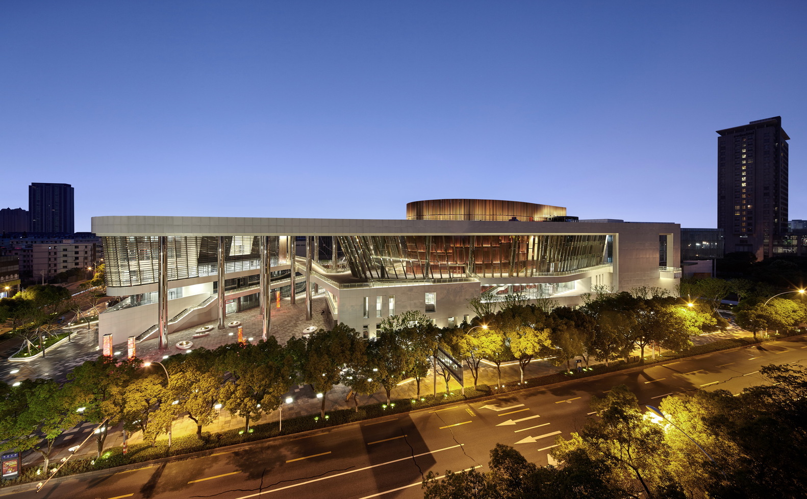 昆山大戲院暖通機(jī)房控制系統(tǒng)